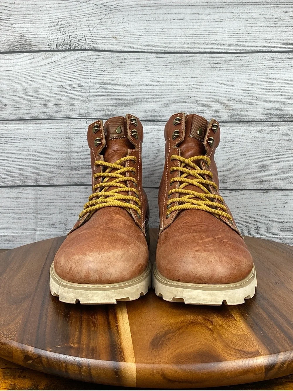 Volcom Smithington Rust Brown Lace Up Boots Men’s Shoe Size 11